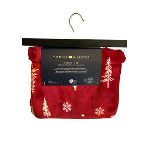 TOMMY HILFIGER THROW BLANKET 50 x 70